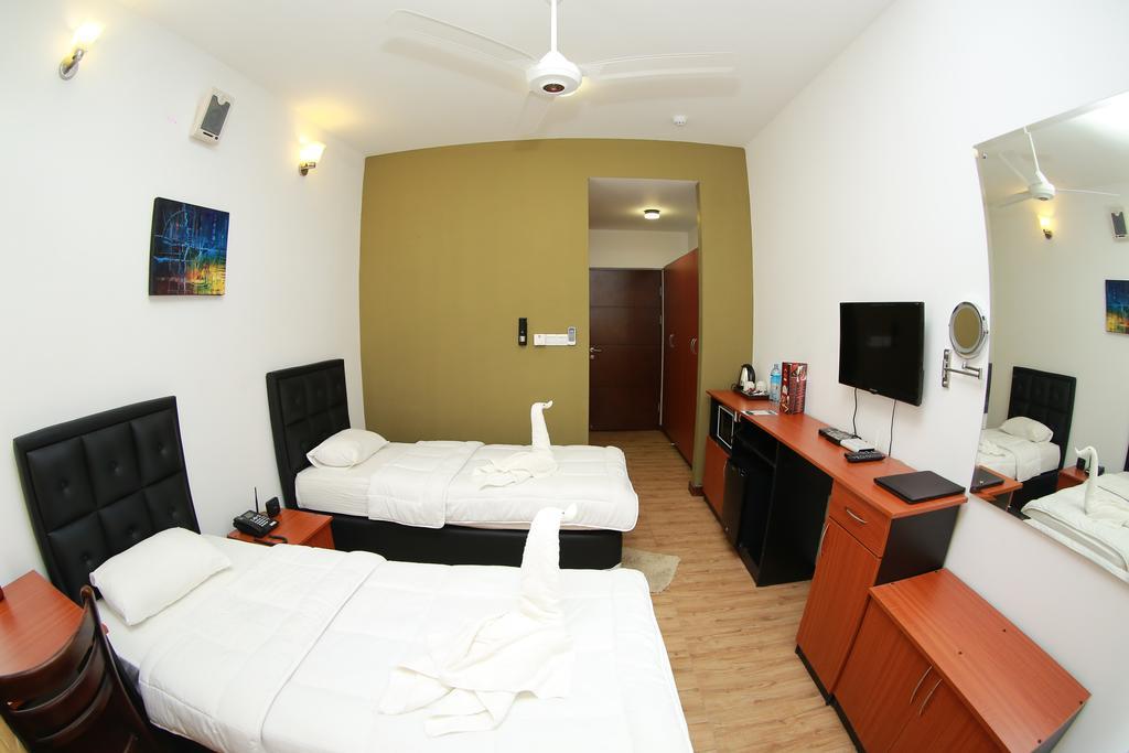 Boralesgamuwa Kdu Hotel מראה חיצוני תמונה