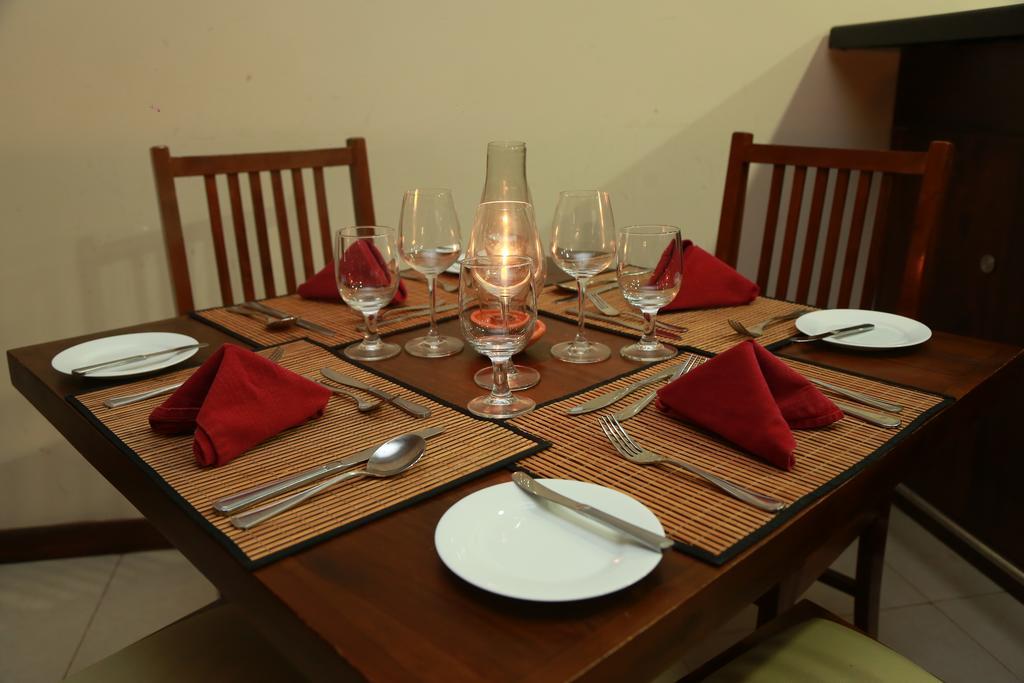 Boralesgamuwa Kdu Hotel מראה חיצוני תמונה