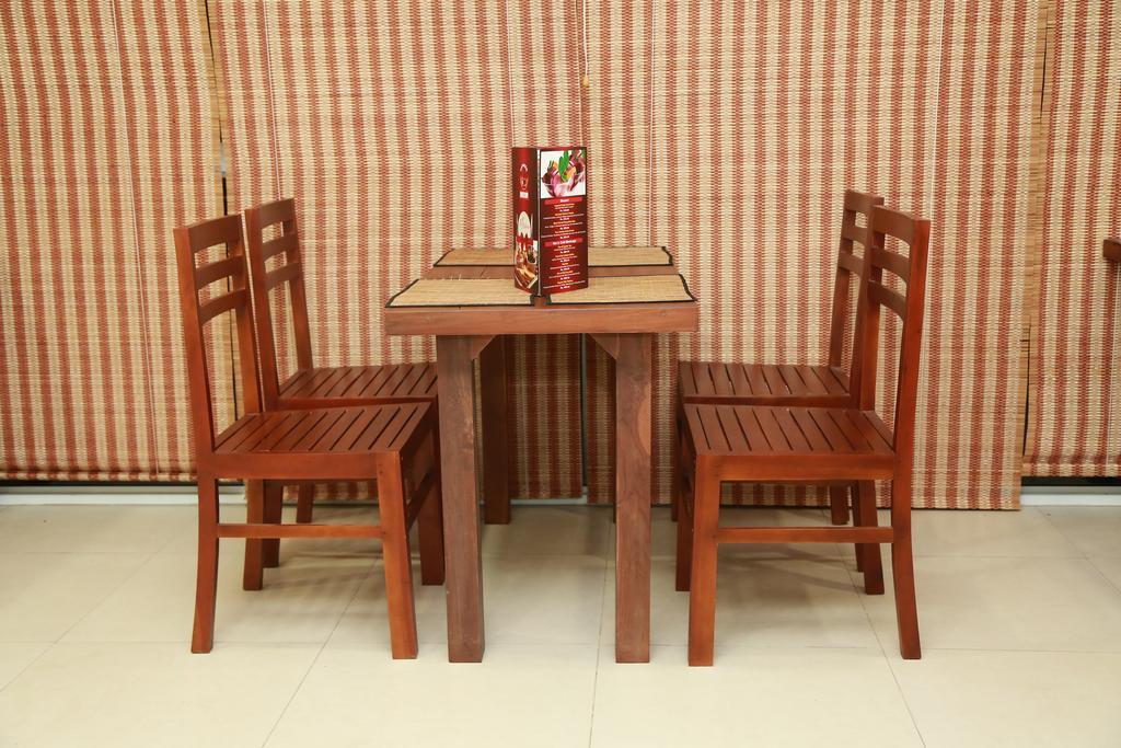 Boralesgamuwa Kdu Hotel מראה חיצוני תמונה