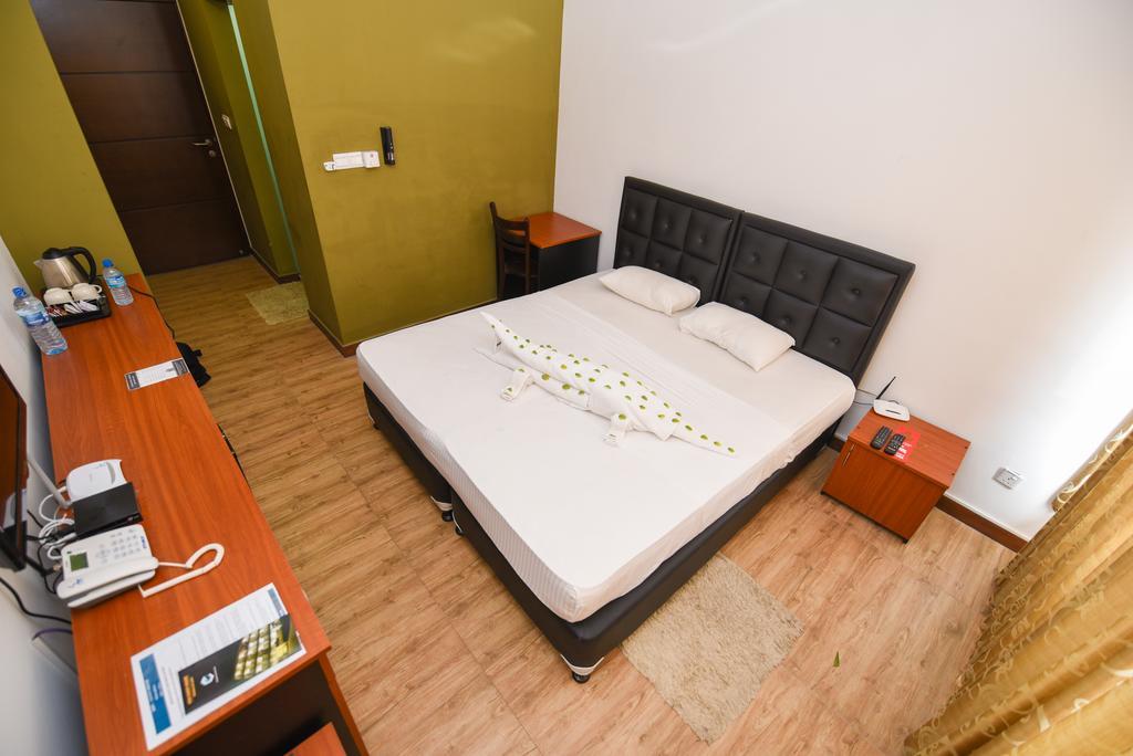 Boralesgamuwa Kdu Hotel מראה חיצוני תמונה