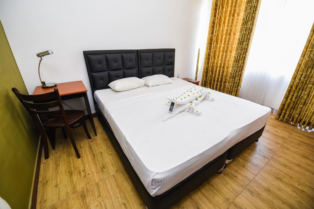 Boralesgamuwa Kdu Hotel מראה חיצוני תמונה