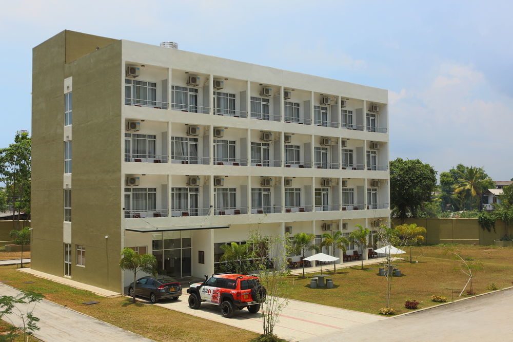 Boralesgamuwa Kdu Hotel מראה חיצוני תמונה